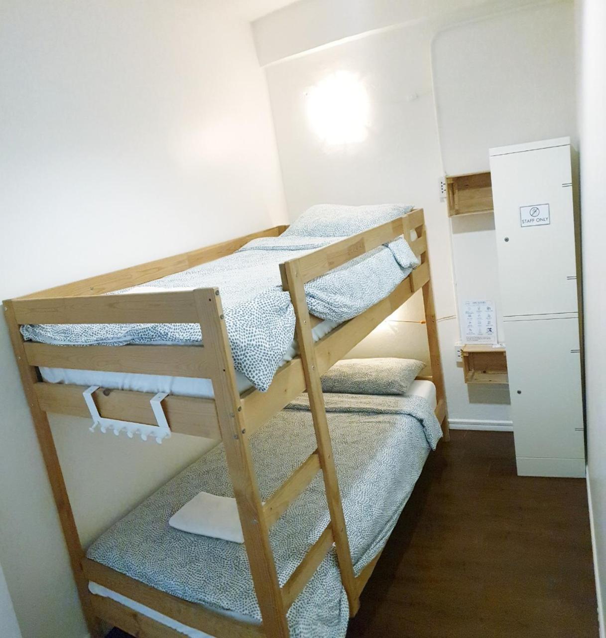 Cooper Hostel Bangkok Ngoại thất bức ảnh